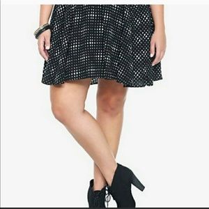 Torrid Black & White Heart Print Skater HiLo Skirt